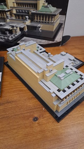 Lego Architecture Imperial Hotel 21017