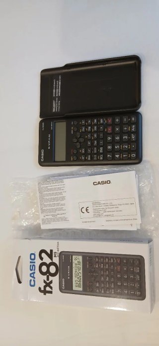 Calculadora Científica Casio FX-82MS 2nd Ed.