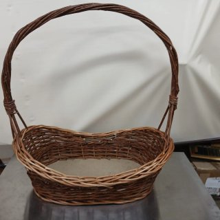 Cesta de mimbre con asa