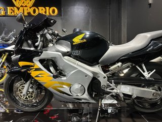 CBR 600 F DESDE 69€/MES
