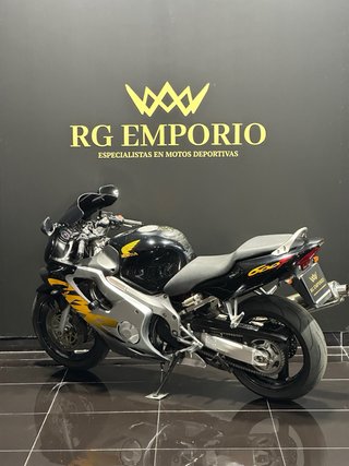 CBR 600 F DESDE 69€/MES