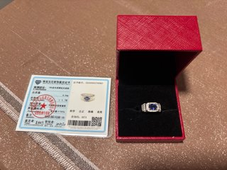 Anillo Oro Blanco 18k Hombre con Zafiro Azul