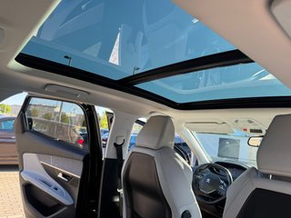 Peugeot 3008 Allure 2017 - ITV 2027 y Techo Solar