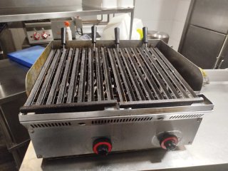 Griglia a gas professionale a 4 fuochi