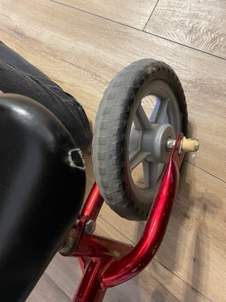 Bicicleta de equilibrio Chicco Roja