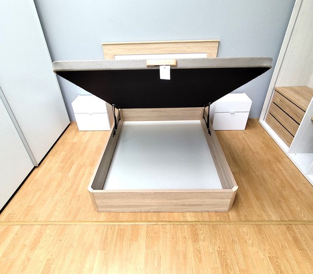 Canapé Abatible 135x190 – Calidad y Resistencia!!