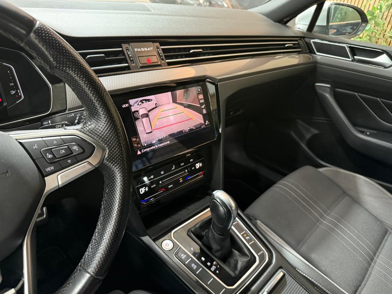Volkswagen Passat Alltrack 2022, foto 11
