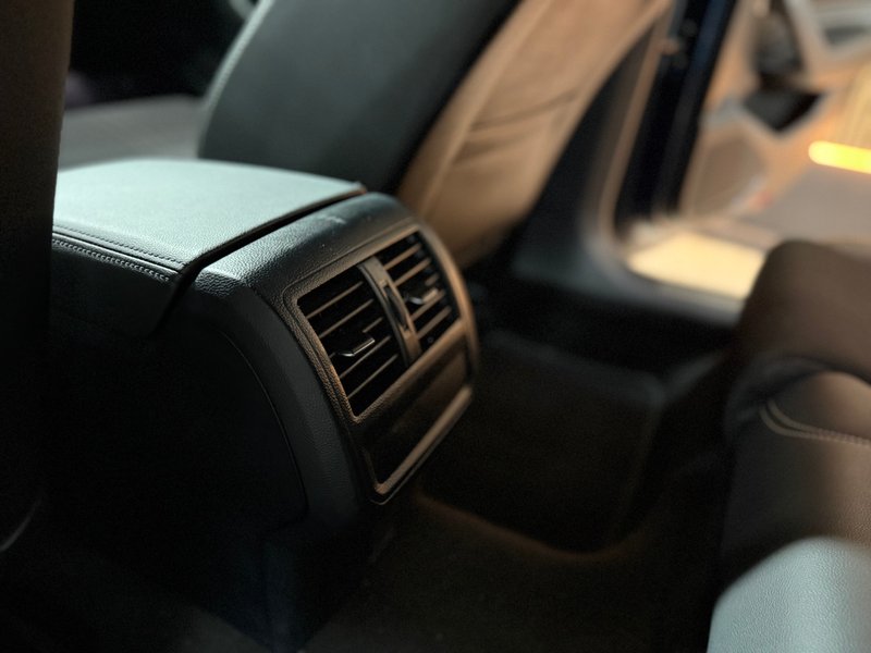 Volkswagen Passat Alltrack 2022, foto 14