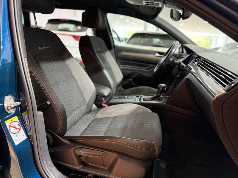 Volkswagen Passat Alltrack 2022, foto 15