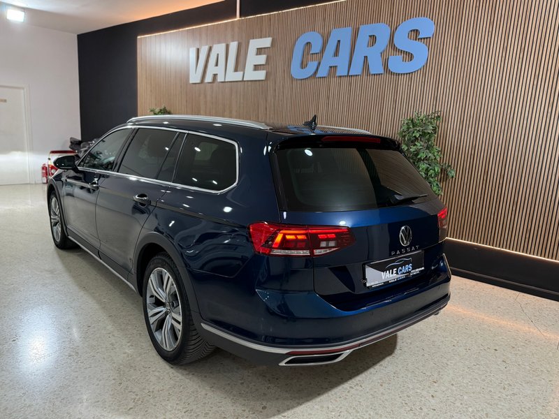 Volkswagen Passat Alltrack 2022, foto 21