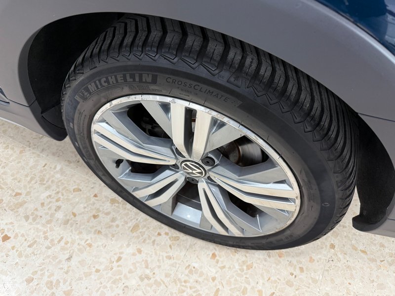Volkswagen Passat Alltrack 2022, foto 4