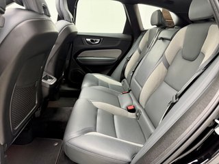 Volvo XC60 2022