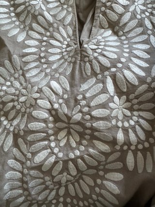 Túnica Ada Gatti color topo, talla s