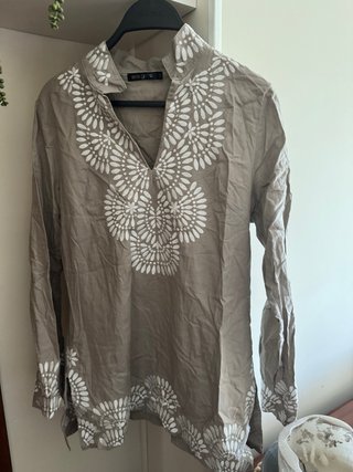 Túnica Ada Gatti color topo, talla s