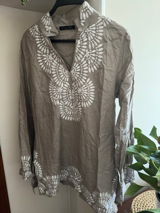 Túnica Ada Gatti color topo, talla s