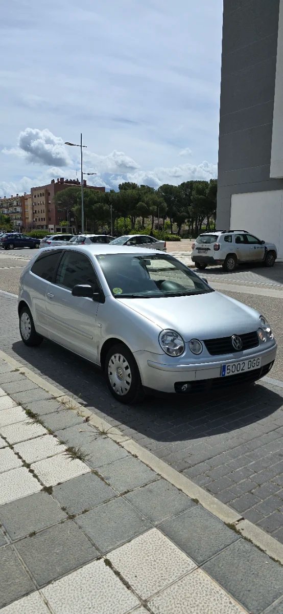 Volkswagen Polo 2005 - foto 1