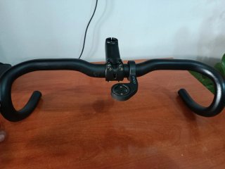 Manillar especialized de aluminio con potencia .