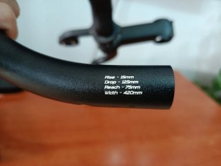 Manillar especialized de aluminio con potencia .