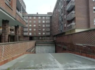 Se alquila parcela de garaje c/ Severo Ochoa 15