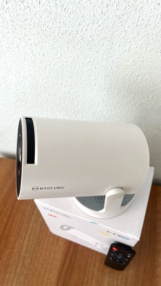 Proyector HD Magcubic HY300Pro+ con Altavoces