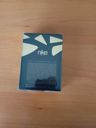 Colonia NIKE hombre "gold edition" nueva 30ml