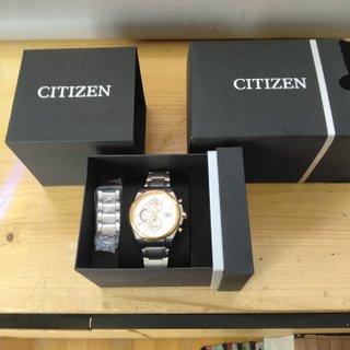 Reloj Citizen Super Titanium. Como nuevo, cambio