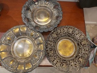 Fuentes plateadas decorativas
