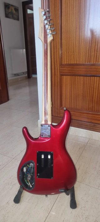 Ibanez JS24P Joe Satriani renovada