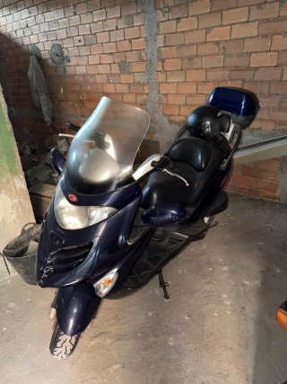 Kymco Grande Dink 125cc Scooter