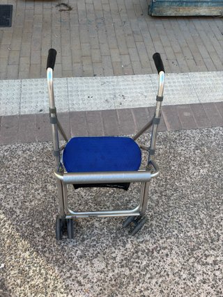 Andador Plegable con Asiento Azul