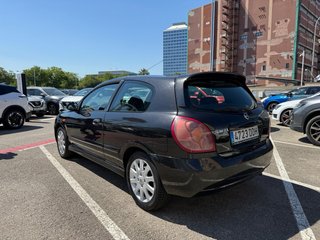 Nissan Almera 2004