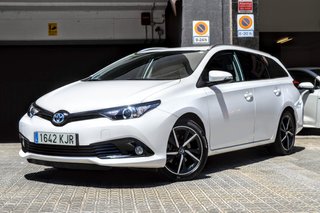 Toyota Auris 140H TOURING SPORT FEEL EDITION
