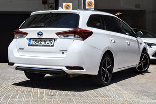 Toyota Auris 140H TOURING SPORT FEEL EDITION
