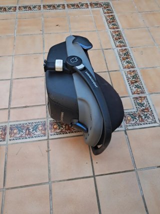 Seggiolino auto per neonati gruppo 0+