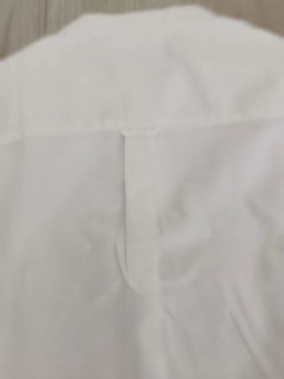 Camisa blanca cuello mao