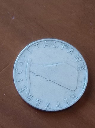 5 Lire Moneta con Delfino