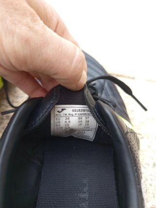 Botas de fútbol Joma Negras y Verdes