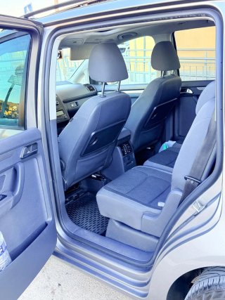 Volkswagen Touran 2011
