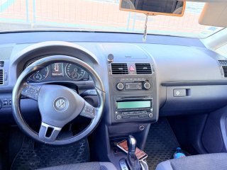 Volkswagen Touran 2011