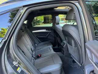 Audi Q5 2022 Sportback Black line 55 TFSIE