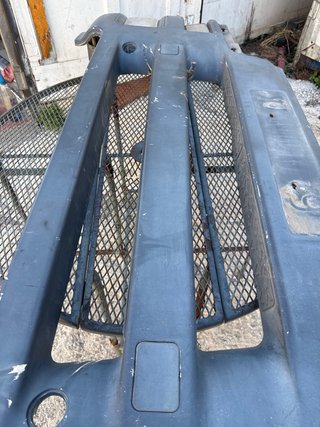 Se vende Parachoques Camión MAN