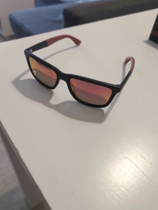 Gafas de sol The Indian Face negras y rojas