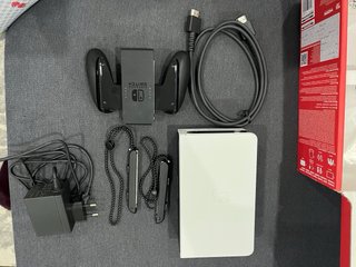 Nintendo Switch OLED Branco NOVA