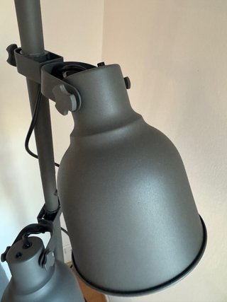 Lámpara de pie 3 focos, gris oscuro Hektar Ikea