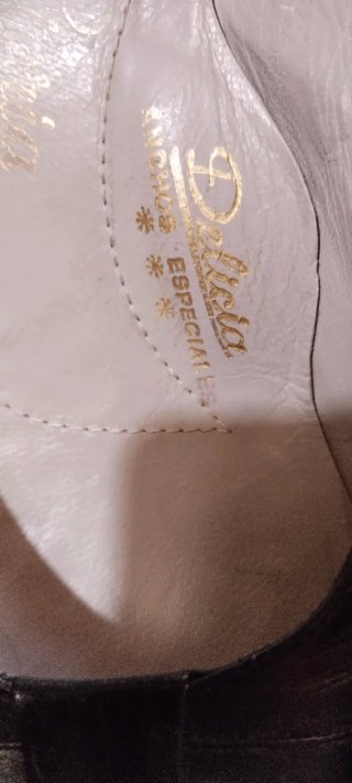 Zapatos de piel negros talla 35.5-36.5