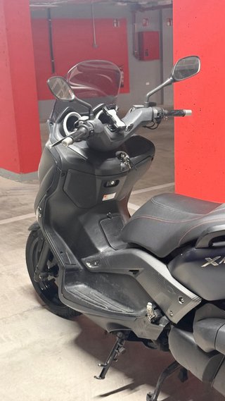 Yamaha XMAX 250cc Scooter Automática