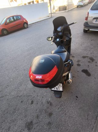 Kymco Grand Dink 125cc Negra/Gris