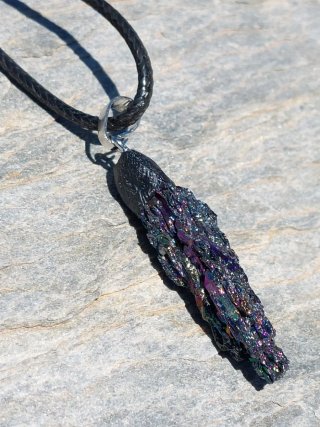 Colgante de Carborundo o Diamante negro