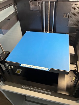 Impresora 3D Flashforge AD5X Cerrada