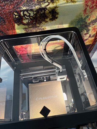 Impresora 3D Flashforge AD5X Cerrada